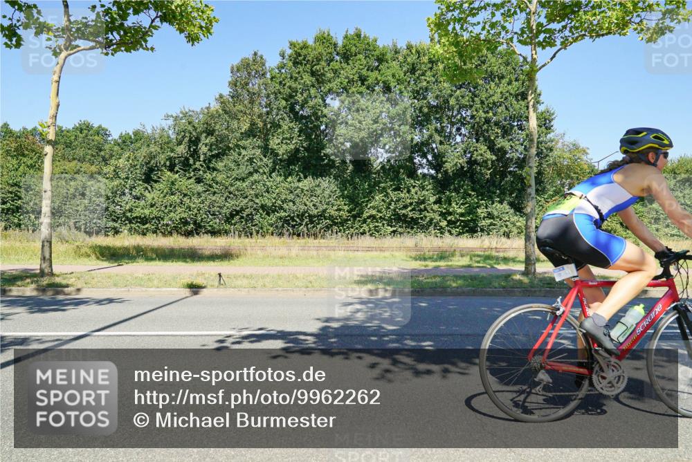 09.08.2026 - GEWOBA Citytriathlon Bremen Michael Burmester http://msf.ph/oto/9962262 09.08.2026 14:21:08 Radfahren 30, 167, 214, 231, 252, 255, 268, 348, 405, 409, 479, 515 meine-sportfotos.de