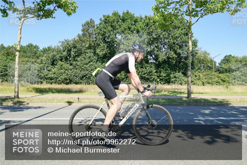 09.08.2026 - GEWOBA Citytriathlon Bremen Michael Burmester http://msf.ph/oto/9962272 09.08.2026 14:21:20 Radfahren 167, 231, 348, 388, 405, 412, 422, 428, 440, 493 meine-sportfotos.de
