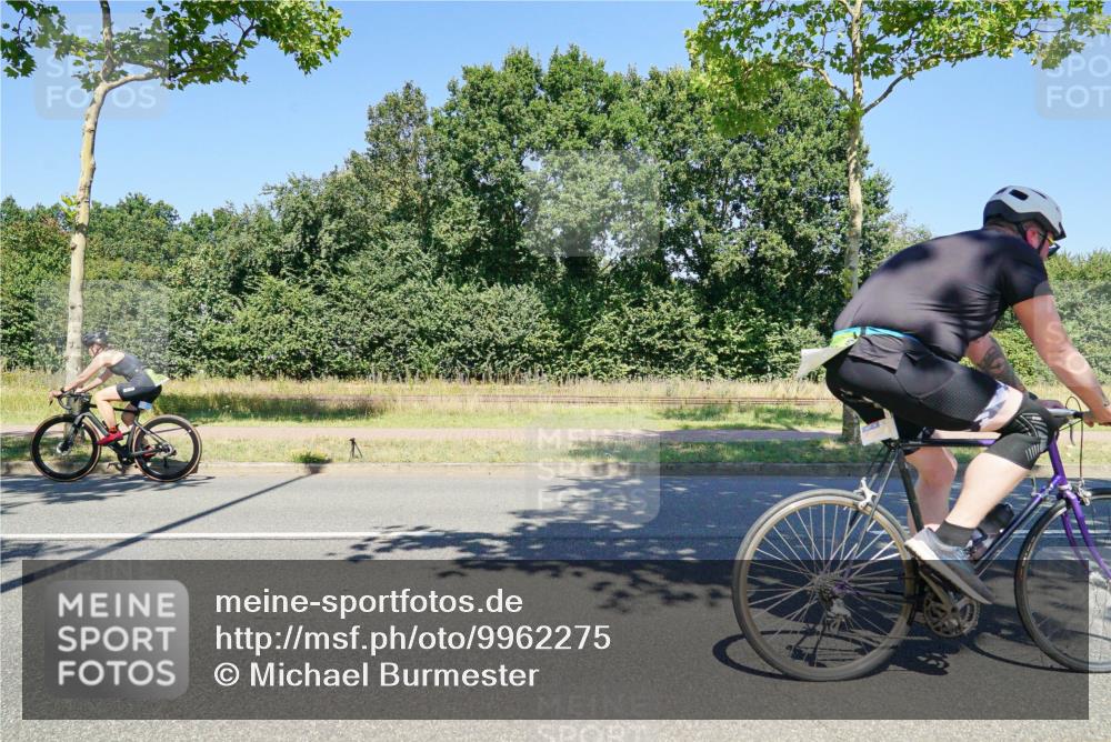 09.08.2026 - GEWOBA Citytriathlon Bremen Michael Burmester http://msf.ph/oto/9962275 09.08.2026 14:21:24 Radfahren 167, 194, 299, 348, 388, 405, 412, 421, 422, 428, 440, 493, 525 meine-sportfotos.de