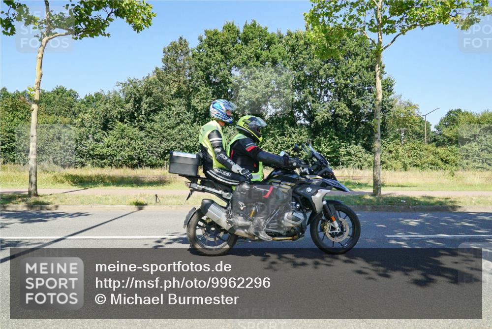 09.08.2026 - GEWOBA Citytriathlon Bremen Michael Burmester http://msf.ph/oto/9962296 09.08.2026 14:21:51 Radfahren 23, 195, 358, 393, 423, 437, 442, 449 meine-sportfotos.de