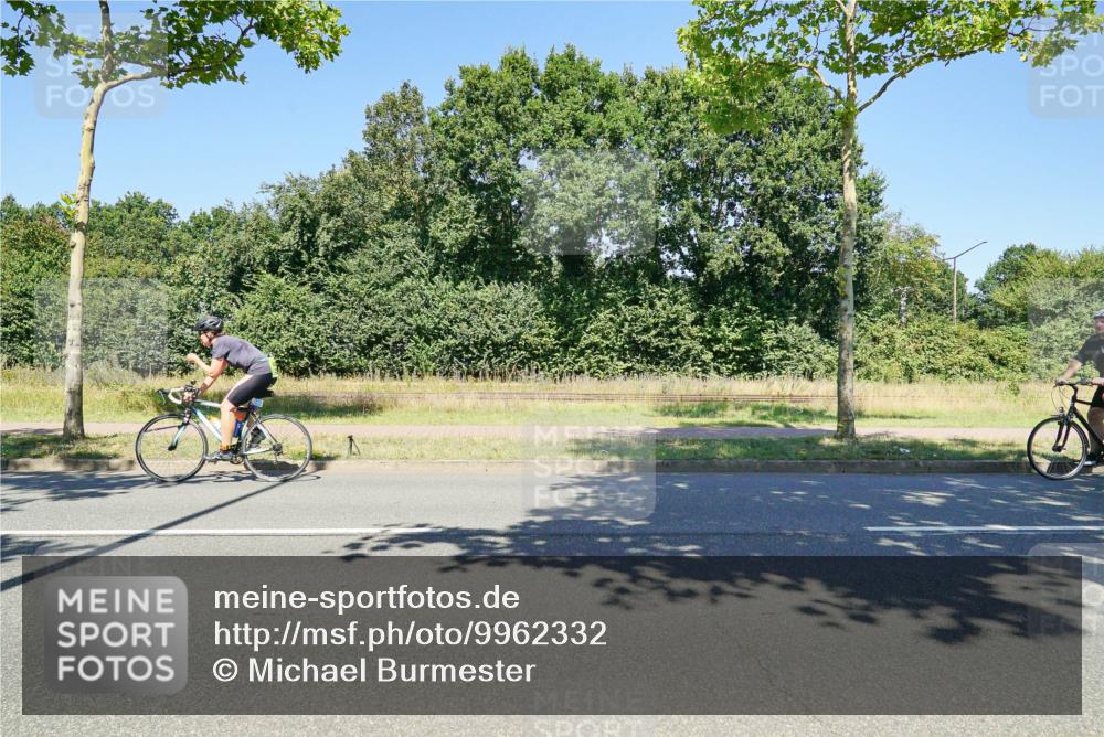 09.08.2026 - GEWOBA Citytriathlon Bremen Michael Burmester http://msf.ph/oto/9962332 09.08.2026 14:22:52 Radfahren 188, 259, 298, 372, 381, 452, 480, 486 meine-sportfotos.de
