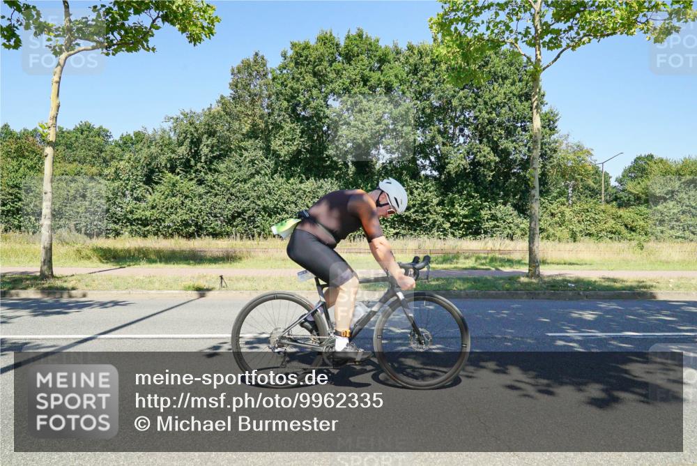 09.08.2026 - GEWOBA Citytriathlon Bremen Michael Burmester http://msf.ph/oto/9962335 09.08.2026 14:22:56 Radfahren 188, 245, 259, 267, 298, 372, 419, 452, 480, 486 meine-sportfotos.de