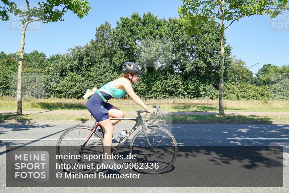 09.08.2026 - GEWOBA Citytriathlon Bremen Michael Burmester http://msf.ph/oto/9962336 09.08.2026 14:22:56 Radfahren 188, 245, 259, 267, 298, 372, 419, 452, 480, 486 meine-sportfotos.de