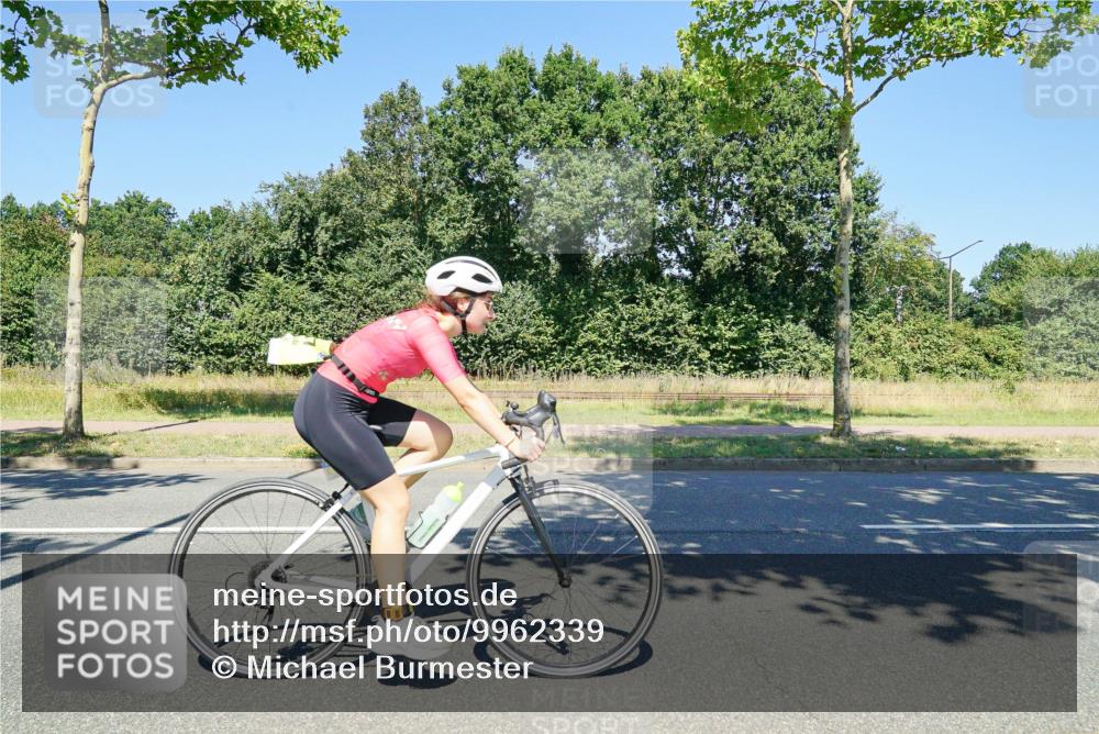 09.08.2026 - GEWOBA Citytriathlon Bremen Michael Burmester http://msf.ph/oto/9962339 09.08.2026 14:22:59 Radfahren 188, 245, 259, 267, 372, 415, 419, 480, 486 meine-sportfotos.de