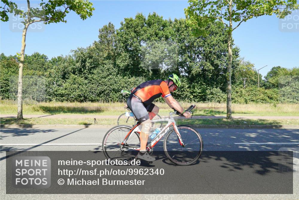 09.08.2026 - GEWOBA Citytriathlon Bremen Michael Burmester http://msf.ph/oto/9962340 09.08.2026 14:23:02 Radfahren 188, 245, 259, 267, 372, 415, 419, 480, 486 meine-sportfotos.de