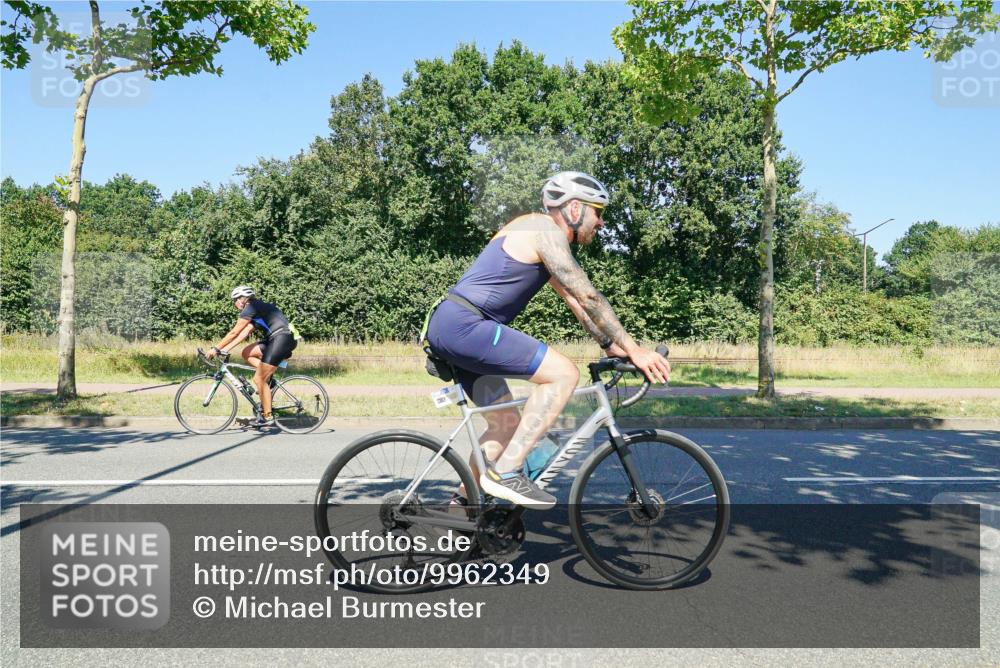 09.08.2026 - GEWOBA Citytriathlon Bremen Michael Burmester http://msf.ph/oto/9962349 09.08.2026 14:23:19 Radfahren 31, 375, 379, 441, 463 meine-sportfotos.de