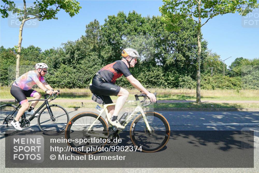 09.08.2026 - GEWOBA Citytriathlon Bremen Michael Burmester http://msf.ph/oto/9962374 09.08.2026 14:23:57 Radfahren 55, 246, 248, 430, 465, 468, 471, 472, 478, 494 meine-sportfotos.de