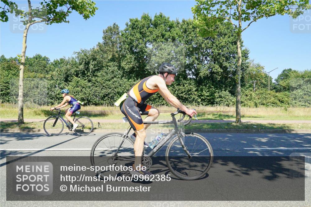 09.08.2026 - GEWOBA Citytriathlon Bremen Michael Burmester http://msf.ph/oto/9962385 09.08.2026 14:24:15 Radfahren 315, 361, 436, 468, 495, 502, 505 meine-sportfotos.de