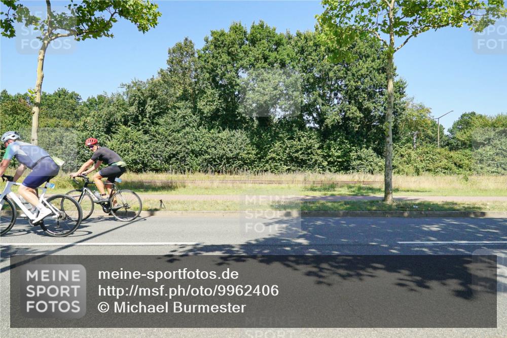 09.08.2026 - GEWOBA Citytriathlon Bremen Michael Burmester http://msf.ph/oto/9962406 09.08.2026 14:25:04 Radfahren 112, 380, 524 meine-sportfotos.de