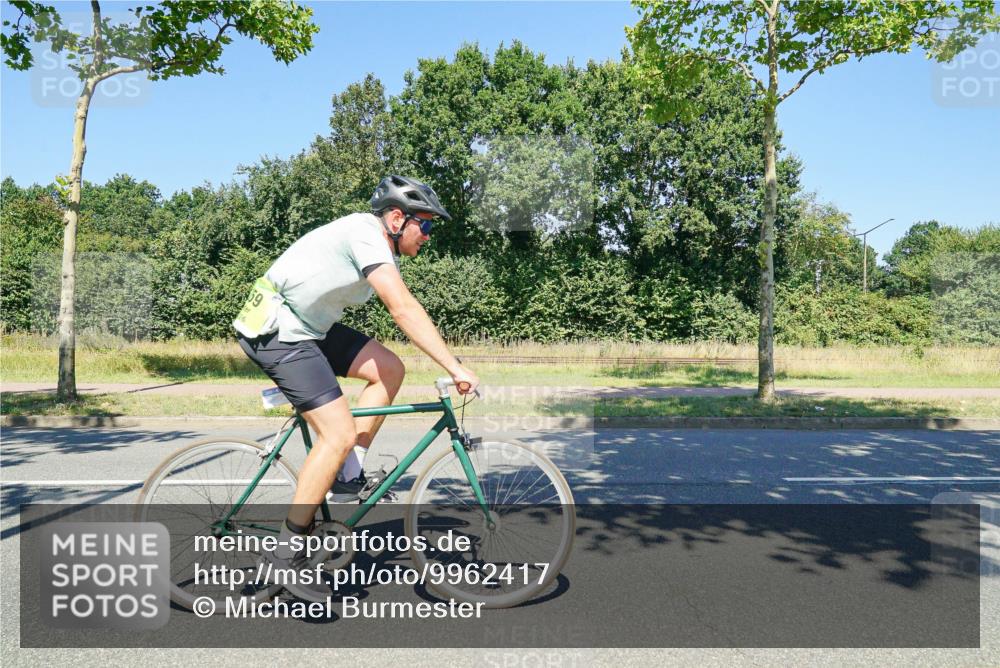 09.08.2026 - GEWOBA Citytriathlon Bremen Michael Burmester http://msf.ph/oto/9962417 09.08.2026 14:25:24 Radfahren 181, 187, 333, 359, 491, 492, 518 meine-sportfotos.de