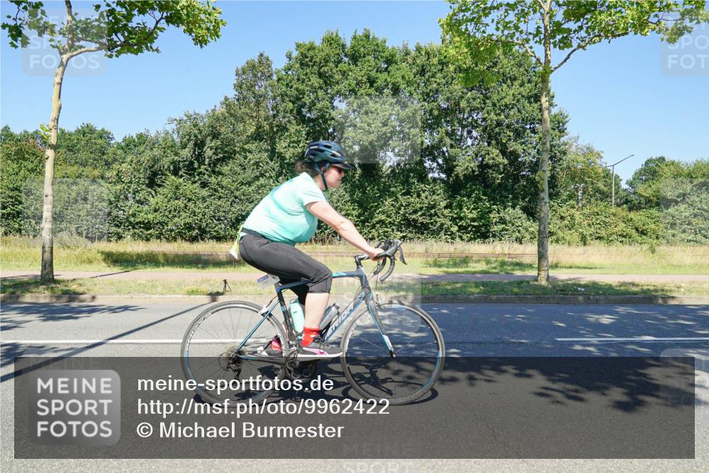 09.08.2026 - GEWOBA Citytriathlon Bremen Michael Burmester http://msf.ph/oto/9962422 09.08.2026 14:25:34 Radfahren 333, 518 meine-sportfotos.de
