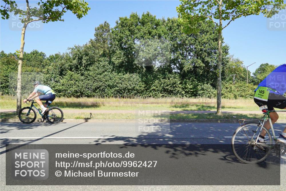 09.08.2026 - GEWOBA Citytriathlon Bremen Michael Burmester http://msf.ph/oto/9962427 09.08.2026 14:25:44 Radfahren 78, 140, 184, 445, 464 meine-sportfotos.de