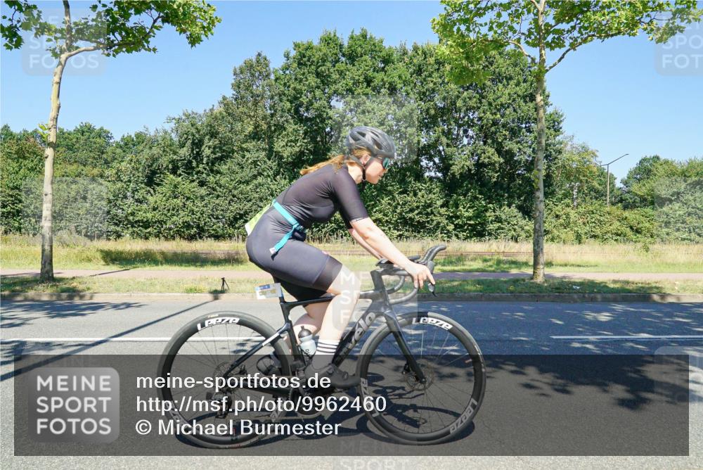 09.08.2026 - GEWOBA Citytriathlon Bremen Michael Burmester http://msf.ph/oto/9962460 09.08.2026 14:26:57 Radfahren 59, 156, 170, 427, 475, 484, 504 meine-sportfotos.de