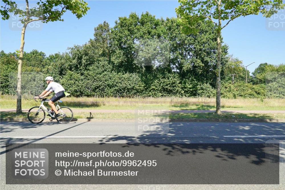 09.08.2026 - GEWOBA Citytriathlon Bremen Michael Burmester http://msf.ph/oto/9962495 09.08.2026 14:28:12 Radfahren 41, 67, 72, 100, 113, 331, 444 meine-sportfotos.de