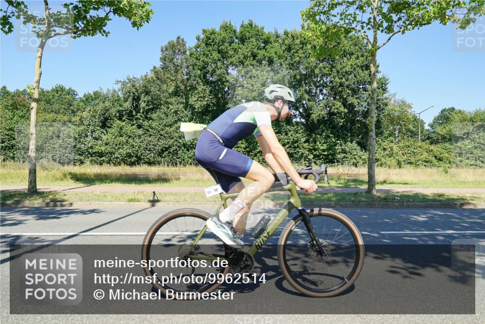 09.08.2026 - GEWOBA Citytriathlon Bremen Michael Burmester http://msf.ph/oto/9962514 09.08.2026 14:28:53 Radfahren 13, 33, 46, 50, 68, 71, 84, 97, 109, 114, 117, 124, 129, 150, 350, 498 meine-sportfotos.de
