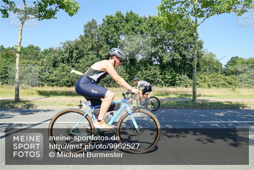 09.08.2026 - GEWOBA Citytriathlon Bremen Michael Burmester http://msf.ph/oto/9962527 09.08.2026 14:29:17 Radfahren 154, 490 meine-sportfotos.de