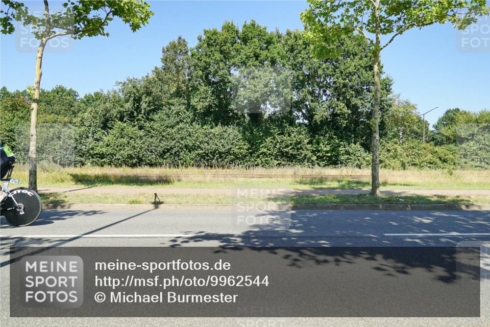 09.08.2026 - GEWOBA Citytriathlon Bremen Michael Burmester http://msf.ph/oto/9962544 09.08.2026 14:29:44 Radfahren 123, 143, 144, 164, 294, 418 meine-sportfotos.de
