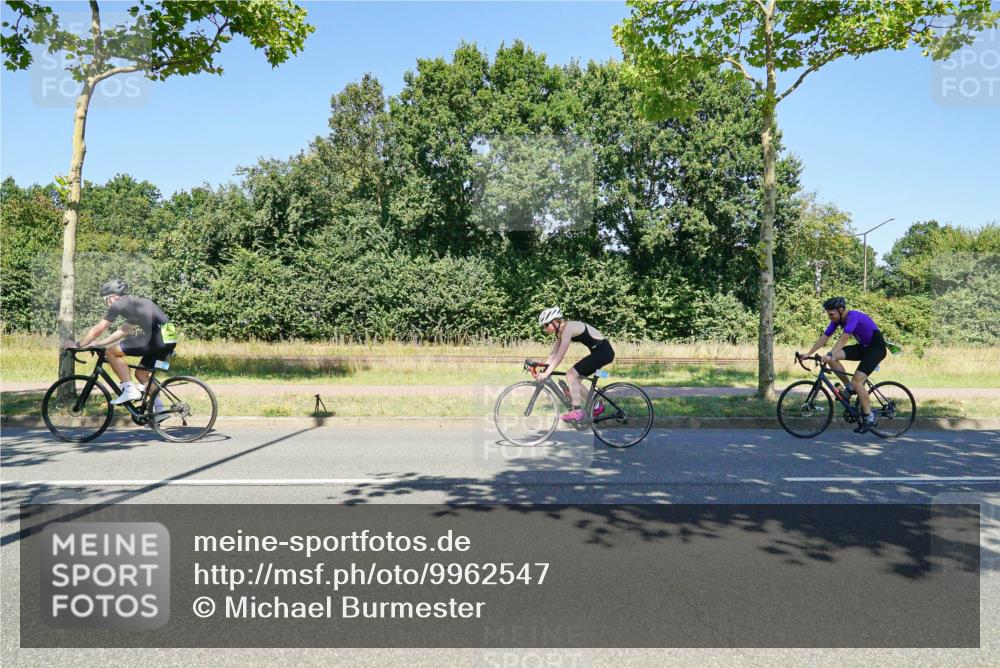 09.08.2026 - GEWOBA Citytriathlon Bremen Michael Burmester http://msf.ph/oto/9962547 09.08.2026 14:29:50 Radfahren 123, 143, 164, 294, 418 meine-sportfotos.de