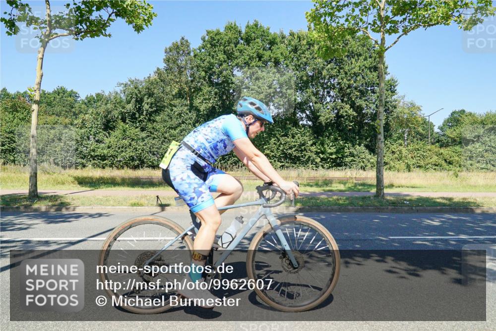 09.08.2026 - GEWOBA Citytriathlon Bremen Michael Burmester http://msf.ph/oto/9962607 09.08.2026 14:31:53 Radfahren 3, 21, 70, 134, 151, 161, 360 meine-sportfotos.de
