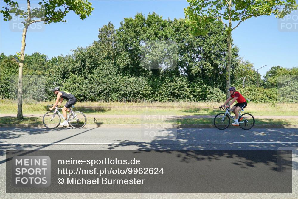 09.08.2026 - GEWOBA Citytriathlon Bremen Michael Burmester http://msf.ph/oto/9962624 09.08.2026 14:32:31 Radfahren 2, 22, 44, 83 meine-sportfotos.de