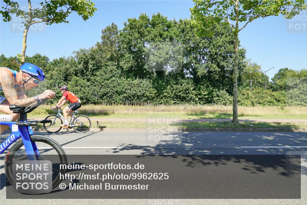 09.08.2026 - GEWOBA Citytriathlon Bremen Michael Burmester http://msf.ph/oto/9962625 09.08.2026 14:32:32 Radfahren 2, 22, 44, 83, 396 meine-sportfotos.de