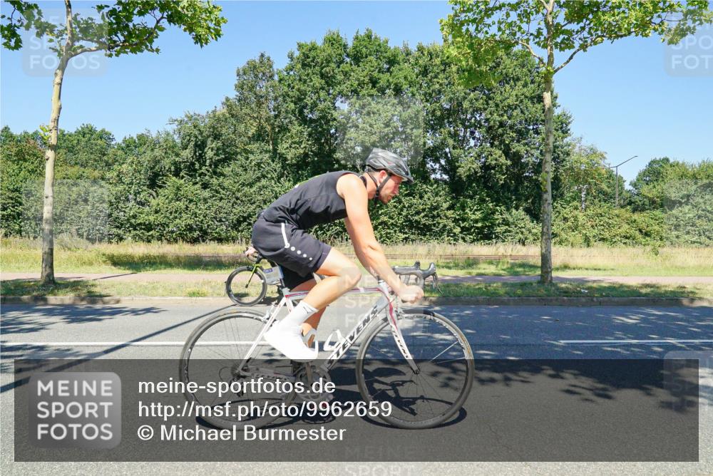 09.08.2026 - GEWOBA Citytriathlon Bremen Michael Burmester http://msf.ph/oto/9962659 09.08.2026 14:33:26 Radfahren 17, 86, 158, 179, 180, 232, 263, 265, 308, 395 meine-sportfotos.de