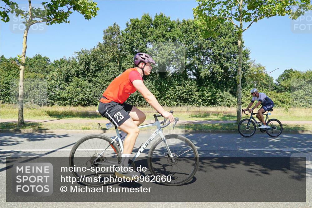 09.08.2026 - GEWOBA Citytriathlon Bremen Michael Burmester http://msf.ph/oto/9962660 09.08.2026 14:33:27 Radfahren 17, 86, 158, 179, 180, 232, 263, 265, 308, 395 meine-sportfotos.de