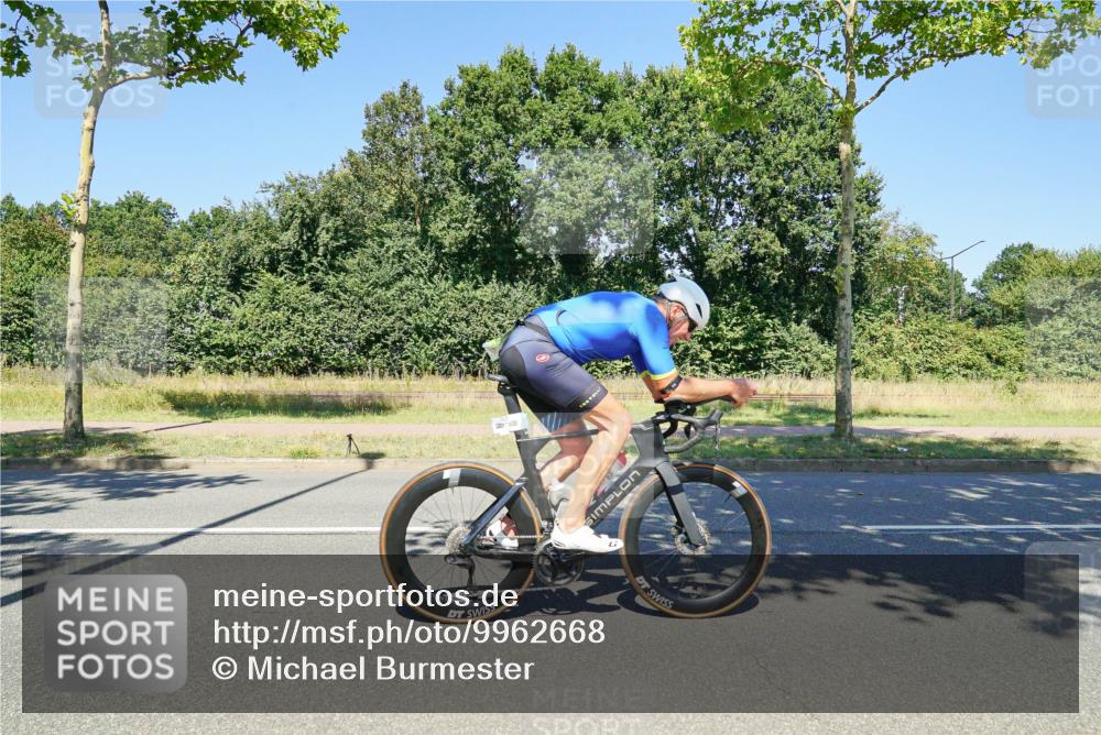09.08.2026 - GEWOBA Citytriathlon Bremen Michael Burmester http://msf.ph/oto/9962668 09.08.2026 14:33:36 Radfahren 17, 38, 74, 82, 146, 179, 218, 232, 263, 308, 371, 470 meine-sportfotos.de