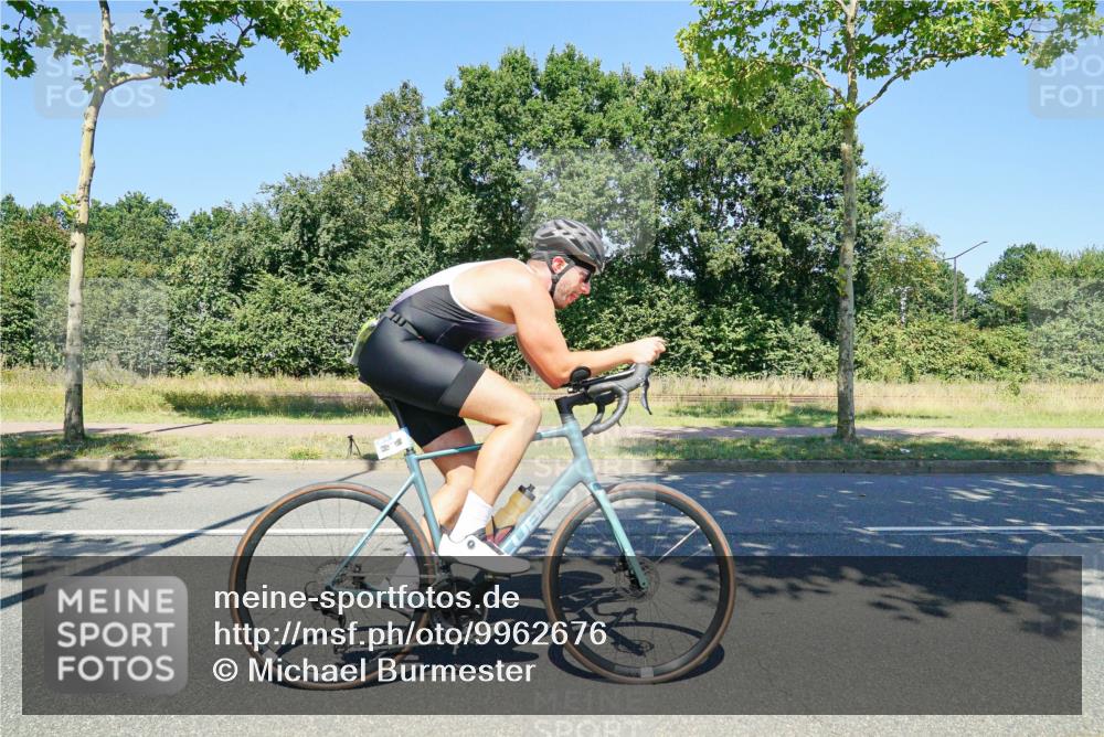 09.08.2026 - GEWOBA Citytriathlon Bremen Michael Burmester http://msf.ph/oto/9962676 09.08.2026 14:33:50 Radfahren 5, 38, 43, 66, 82, 146, 218, 278, 285, 345, 371, 470 meine-sportfotos.de