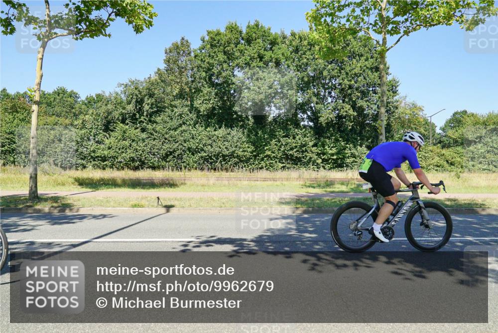 09.08.2026 - GEWOBA Citytriathlon Bremen Michael Burmester http://msf.ph/oto/9962679 09.08.2026 14:33:55 Radfahren 5, 43, 66, 82, 115, 146, 278, 285, 345, 371 meine-sportfotos.de