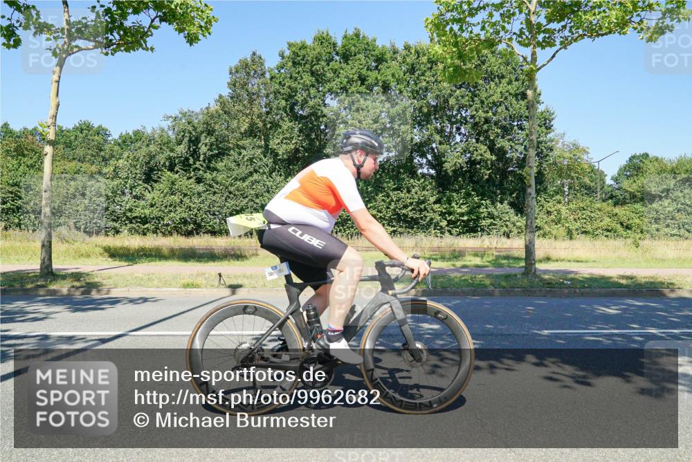 09.08.2026 - GEWOBA Citytriathlon Bremen Michael Burmester http://msf.ph/oto/9962682 09.08.2026 14:34:00 Radfahren 5, 43, 66, 115, 278, 285, 345 meine-sportfotos.de