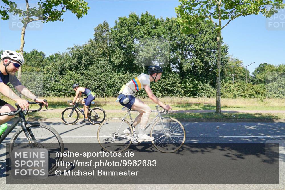 09.08.2026 - GEWOBA Citytriathlon Bremen Michael Burmester http://msf.ph/oto/9962683 09.08.2026 14:34:02 Radfahren 5, 43, 66, 90, 115, 278, 285, 345 meine-sportfotos.de