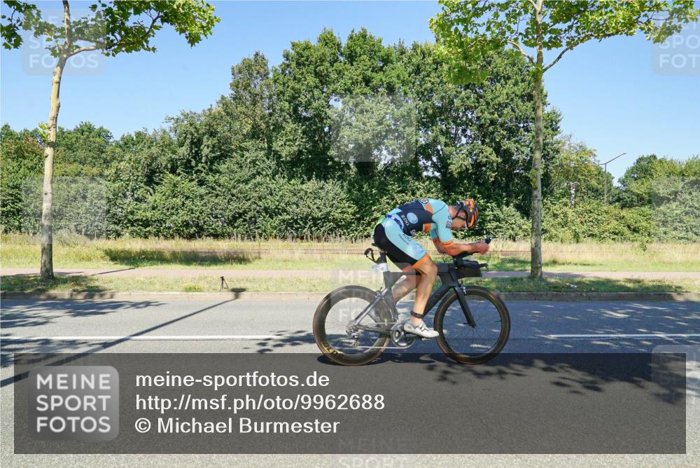 09.08.2026 - GEWOBA Citytriathlon Bremen Michael Burmester http://msf.ph/oto/9962688 09.08.2026 14:34:14 Radfahren 12, 69, 90, 95, 211, 429, 455 meine-sportfotos.de