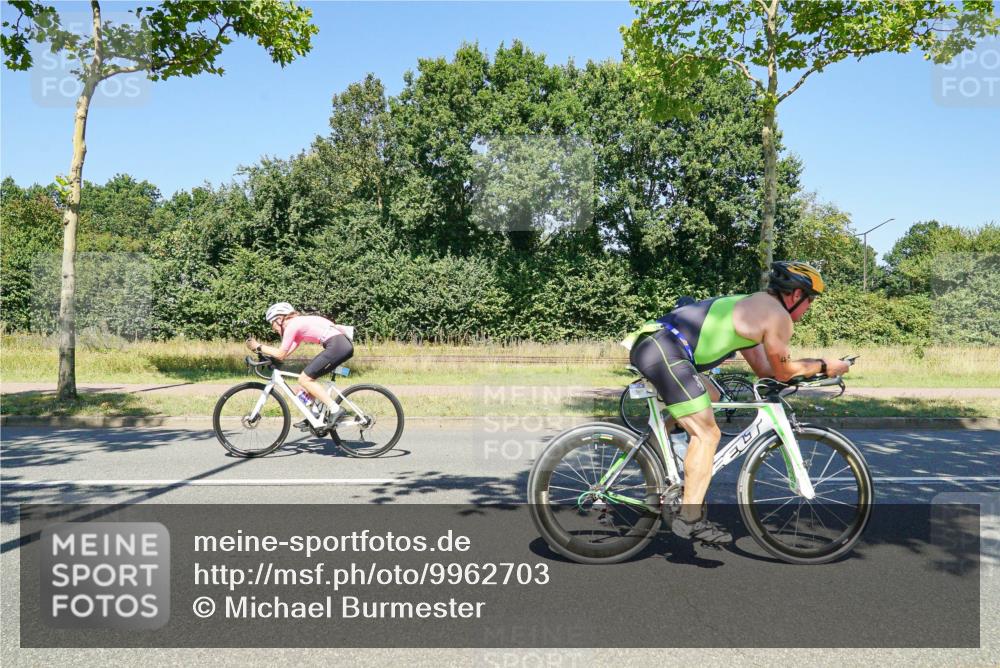 09.08.2026 - GEWOBA Citytriathlon Bremen Michael Burmester http://msf.ph/oto/9962703 09.08.2026 14:34:44 Radfahren 182, 217, 378, 457 meine-sportfotos.de