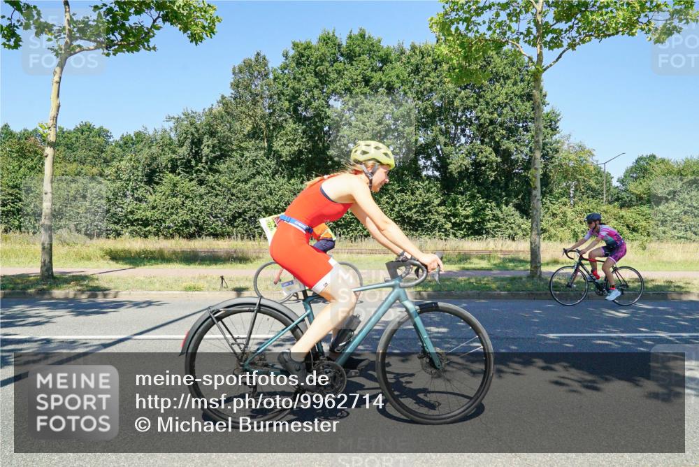 09.08.2026 - GEWOBA Citytriathlon Bremen Michael Burmester http://msf.ph/oto/9962714 09.08.2026 14:35:03 Radfahren 20, 37, 220, 236, 284, 351, 362, 378, 404 meine-sportfotos.de