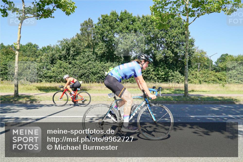 09.08.2026 - GEWOBA Citytriathlon Bremen Michael Burmester http://msf.ph/oto/9962727 09.08.2026 14:35:23 Radfahren 28, 37, 57, 64, 80, 121, 130, 192, 260, 339, 364, 403 meine-sportfotos.de