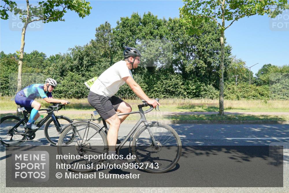 09.08.2026 - GEWOBA Citytriathlon Bremen Michael Burmester http://msf.ph/oto/9962743 09.08.2026 14:35:42 Radfahren 14, 47, 147, 205, 271, 286, 325, 334, 363, 370, 403, 453, 462, 466, 527 meine-sportfotos.de