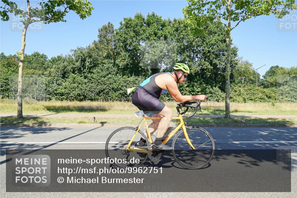 09.08.2026 - GEWOBA Citytriathlon Bremen Michael Burmester http://msf.ph/oto/9962751 09.08.2026 14:35:54 Radfahren 6, 39, 47, 152, 271, 334, 343, 373, 453 meine-sportfotos.de