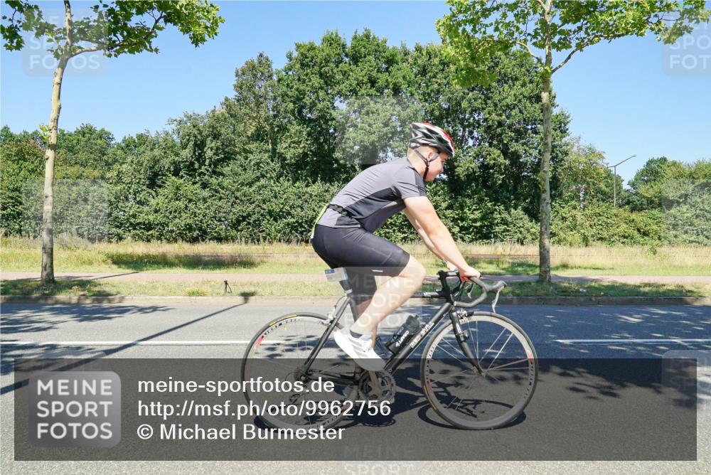 09.08.2026 - GEWOBA Citytriathlon Bremen Michael Burmester http://msf.ph/oto/9962756 09.08.2026 14:36:04 Radfahren 6, 53, 152, 163, 235, 240, 269, 274, 329, 343, 373 meine-sportfotos.de