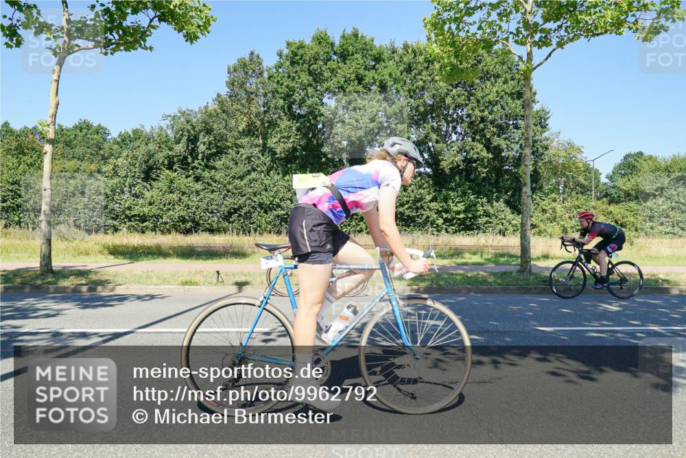 09.08.2026 - GEWOBA Citytriathlon Bremen Michael Burmester http://msf.ph/oto/9962792 09.08.2026 14:37:03 Radfahren 65, 229, 312, 377, 448, 523 meine-sportfotos.de