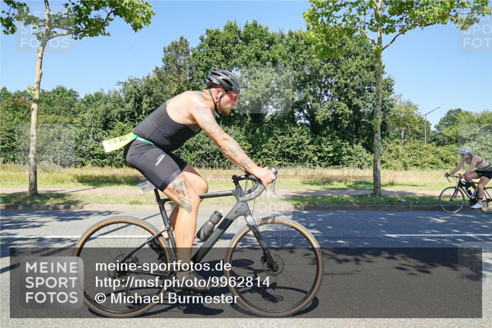 09.08.2026 - GEWOBA Citytriathlon Bremen Michael Burmester http://msf.ph/oto/9962814 09.08.2026 14:37:24 Radfahren 10, 58, 87, 172, 300, 305, 316, 369, 385 meine-sportfotos.de