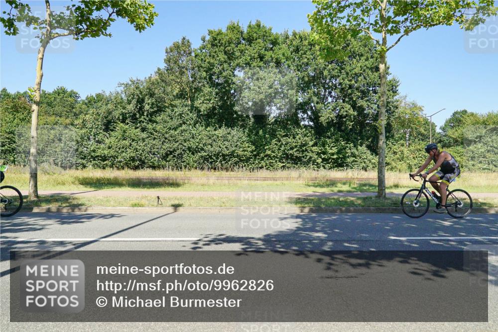 09.08.2026 - GEWOBA Citytriathlon Bremen Michael Burmester http://msf.ph/oto/9962826 09.08.2026 14:37:37 Radfahren 42, 203, 288, 290, 305, 458, 487 meine-sportfotos.de