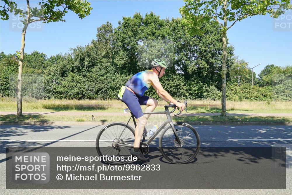 09.08.2026 - GEWOBA Citytriathlon Bremen Michael Burmester http://msf.ph/oto/9962833 09.08.2026 14:37:46 Radfahren 42, 203, 242, 288, 290, 341, 390, 400, 450, 458, 487 meine-sportfotos.de
