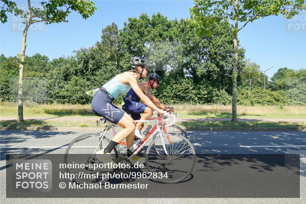 09.08.2026 - GEWOBA Citytriathlon Bremen Michael Burmester http://msf.ph/oto/9962834 09.08.2026 14:37:48 Radfahren 42, 242, 288, 290, 292, 341, 390, 400, 450, 458, 487 meine-sportfotos.de