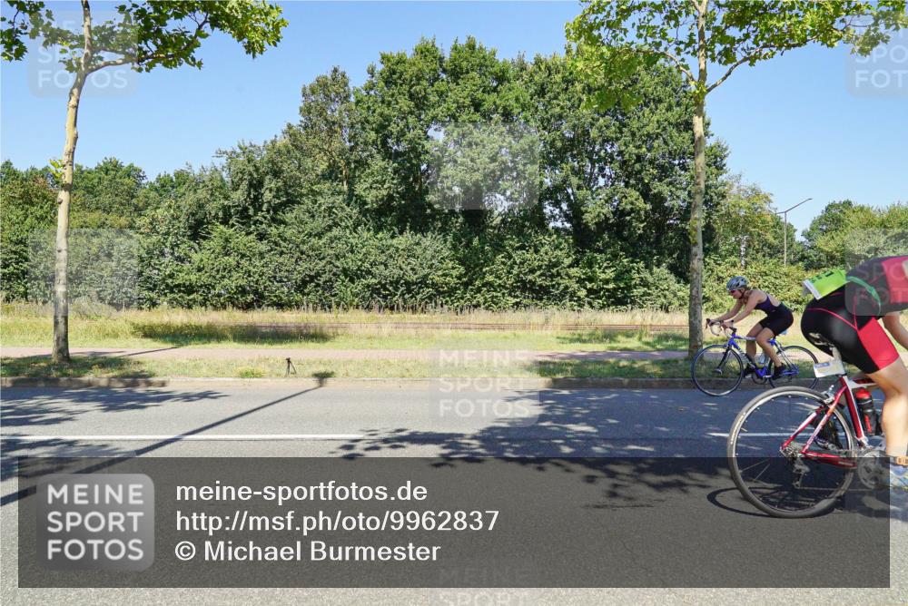 09.08.2026 - GEWOBA Citytriathlon Bremen Michael Burmester http://msf.ph/oto/9962837 09.08.2026 14:37:52 Radfahren 42, 202, 242, 292, 341, 390, 398, 400, 410, 450, 485 meine-sportfotos.de