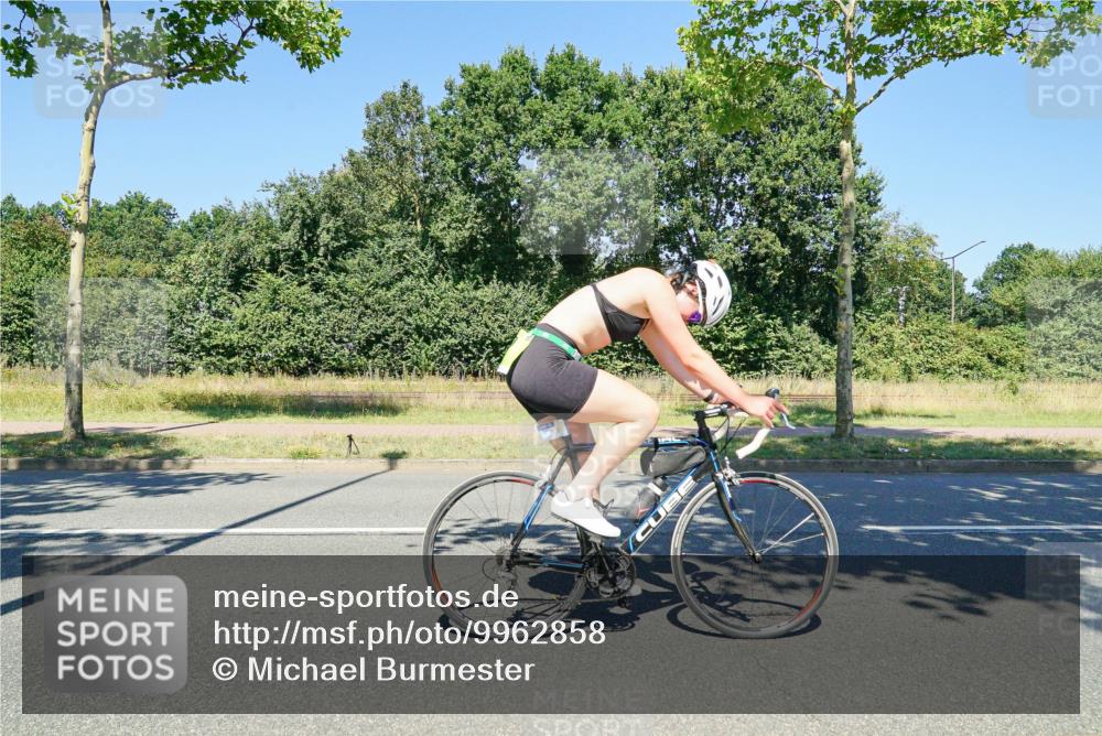 09.08.2026 - GEWOBA Citytriathlon Bremen Michael Burmester http://msf.ph/oto/9962858 09.08.2026 14:38:19 Radfahren 173, 190, 266, 277, 289, 297, 314, 319, 324, 330, 402, 431 meine-sportfotos.de
