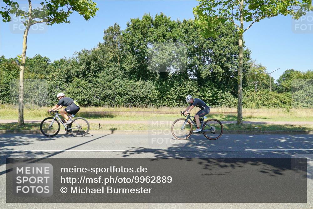 09.08.2026 - GEWOBA Citytriathlon Bremen Michael Burmester http://msf.ph/oto/9962889 09.08.2026 14:39:16 Radfahren 196, 326, 384 meine-sportfotos.de