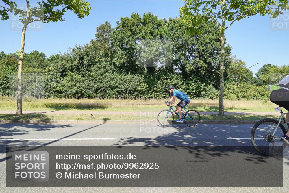09.08.2026 - GEWOBA Citytriathlon Bremen Michael Burmester http://msf.ph/oto/9962925 09.08.2026 14:40:14 Radfahren 88, 101, 237, 238, 261, 282, 338, 388, 412, 440, 479, 482 meine-sportfotos.de