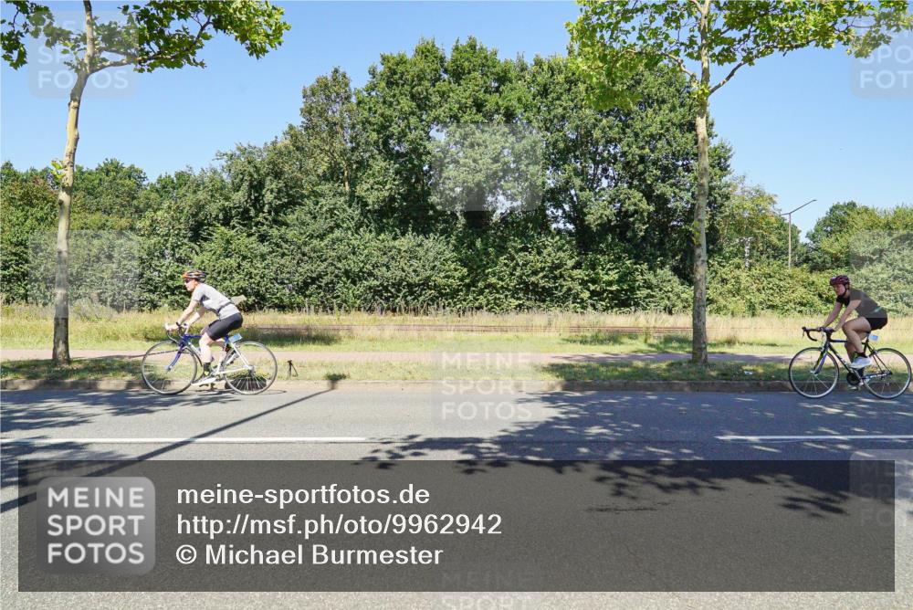 09.08.2026 - GEWOBA Citytriathlon Bremen Michael Burmester http://msf.ph/oto/9962942 09.08.2026 14:40:34 Radfahren 18, 197, 204, 224, 244, 250, 358, 415, 449, 456, 508 meine-sportfotos.de