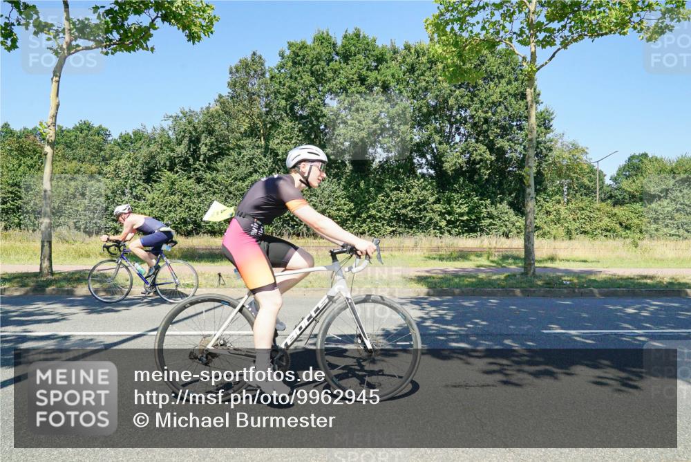 09.08.2026 - GEWOBA Citytriathlon Bremen Michael Burmester http://msf.ph/oto/9962945 09.08.2026 14:40:45 Radfahren 18, 250, 358, 415, 442, 493, 515 meine-sportfotos.de